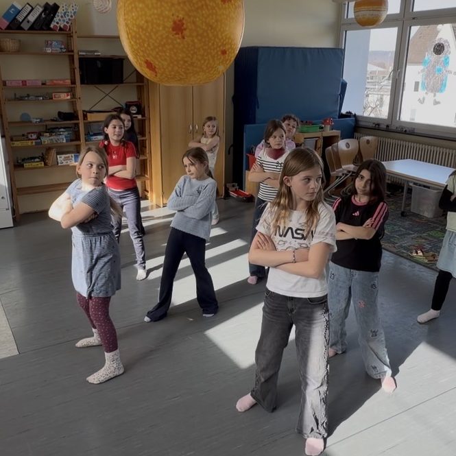 Bewegungsspiele drinnen